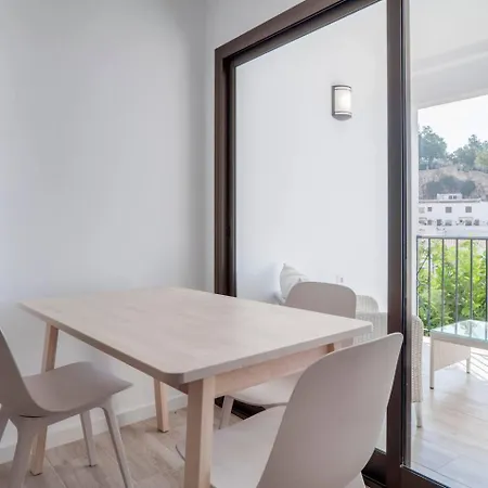 New With Stunning Views